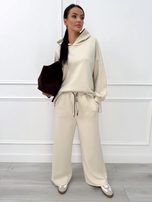 Dres damski ModnaKiecka.pl ze sklepu: ModnaKiecka.pl w kategorii: Dresy damskie - zdjęcie 64ECE52-355-6290_23070120