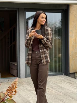 Koszula damska casual ModnaKiecka.pl ze sklepu: ModnaKiecka.pl w kategorii: Koszule damskie - zdjęcie 64ECE52-355-6290_23070252
