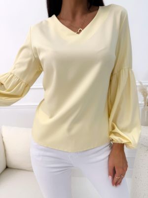 Bluzka damska casual ModnaKiecka.pl ze sklepu: ModnaKiecka.pl w kategorii: Bluzki damskie - zdjęcie 64ECE52-355-6290_23071067