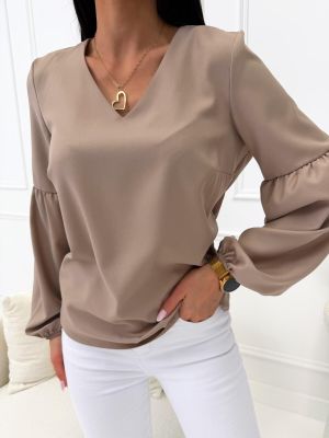 Bluzka damska casual ModnaKiecka.pl ze sklepu: ModnaKiecka.pl w kategorii: Bluzki damskie - zdjęcie 64ECE52-355-6290_23071446