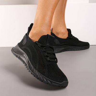 Buty sportowe damskie Renee ze sklepu: renee.pl w kategorii: Buty sportowe damskie - zdjęcie 6BEED23A-9DF-769_183580