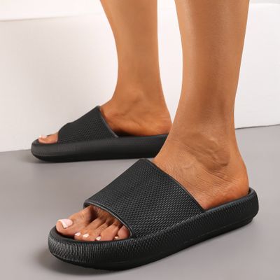 Klapki damskie letnie Renee ze sklepu: renee.pl w kategorii: Klapki damskie - zdjęcie 6BEED23A-9DF-769_186861