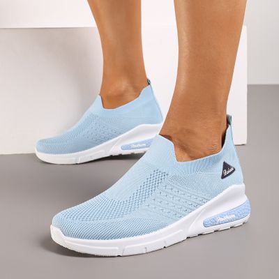 Buty sportowe damskie na wiosnę Renee ze sklepu: renee.pl w kategorii: Buty sportowe damskie - zdjęcie 6BEED23A-9DF-769_187674