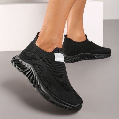 Buty sportowe damskie Renee ze sklepu: renee.pl w kategorii: Buty sportowe damskie - zdjęcie 6BEED23A-9DF-769_199346
