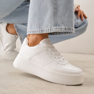Buty sportowe damskie na wiosnę Renee ze sklepu: renee.pl w kategorii: Buty sportowe damskie - zdjęcie 6BEED23A-9DF-769_223522