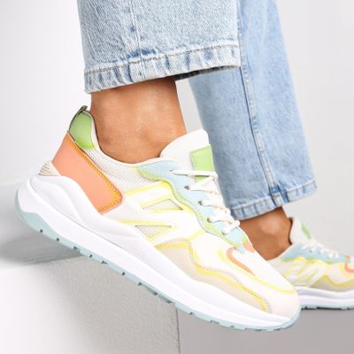 Buty sportowe damskie wiosenne Renee ze sklepu: renee.pl w kategorii: Buty sportowe damskie - zdjęcie 6BEED23A-9DF-769_229794