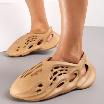 Buty sportowe damskie na wiosnę Renee ze sklepu: renee.pl w kategorii: Buty sportowe damskie - zdjęcie 6BEED23A-9DF-769_231204