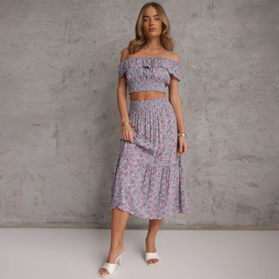 Komplet casualowy Renee ze sklepu: renee.pl w kategorii: Komplety i garnitury damskie - zdjęcie 6BEED23A-9DF-769_245750