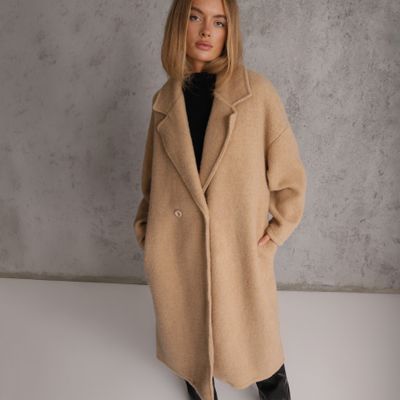 Płaszcz damski casualowy Renee ze sklepu: renee.pl w kategorii: Płaszcze damskie - zdjęcie 6BEED23A-9DF-769_281512
