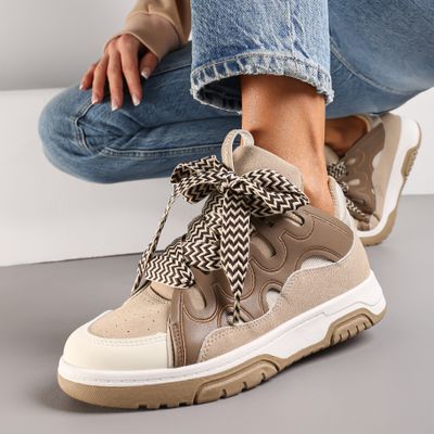 Buty sportowe damskie na wiosnę Renee ze sklepu: renee.pl w kategorii: Buty sportowe damskie - zdjęcie 6BEED23A-9DF-769_291645
