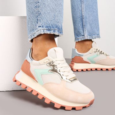 Renee - Buty sportowe damskie wiosenne ze sklepu: renee.pl w kategorii: Buty sportowe damskie - zdjęcie 6BEED23A-9DF-769_293899