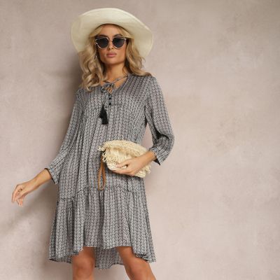 Sukienka casual trapezowa Renee ze sklepu: renee.pl w kategorii: Sukienki - zdjęcie 6BEED23A-9DF-769_294558