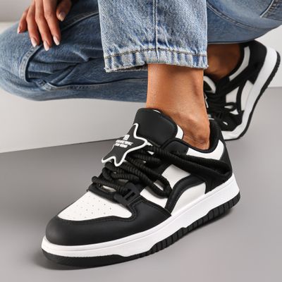 Buty sportowe damskie na wiosnę Renee ze sklepu: renee.pl w kategorii: Buty sportowe damskie - zdjęcie 6BEED23A-9DF-769_297174