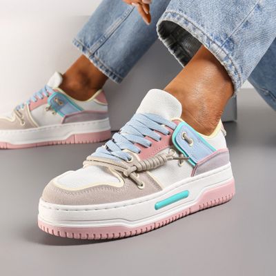 Buty sportowe damskie wiosenne Renee ze sklepu: renee.pl w kategorii: Buty sportowe damskie - zdjęcie 6BEED23A-9DF-769_299542