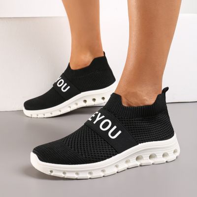 Buty sportowe damskie wiosenne Renee ze sklepu: renee.pl w kategorii: Buty sportowe damskie - zdjęcie 6BEED23A-9DF-769_299934