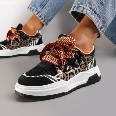 Buty sportowe damskie na wiosnę Renee ze sklepu: renee.pl w kategorii: Buty sportowe damskie - zdjęcie 6BEED23A-9DF-769_306878
