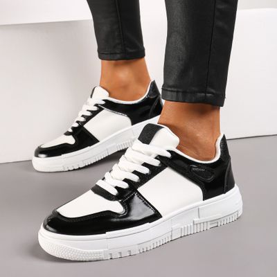 Buty sportowe damskie wiosenne Renee ze sklepu: renee.pl w kategorii: Buty sportowe damskie - zdjęcie 6BEED23A-9DF-769_311959