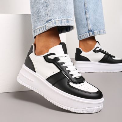 Buty sportowe damskie wiosenne Renee ze sklepu: renee.pl w kategorii: Buty sportowe damskie - zdjęcie 6BEED23A-9DF-769_316633
