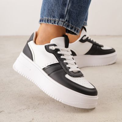 Buty sportowe damskie wiosenne Renee ze sklepu: renee.pl w kategorii: Buty sportowe damskie - zdjęcie 6BEED23A-9DF-769_316633