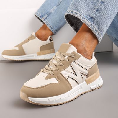 Buty sportowe damskie na wiosnę Renee ze sklepu: renee.pl w kategorii: Buty sportowe damskie - zdjęcie 6BEED23A-9DF-769_318937