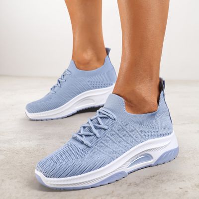 Renee - Buty sportowe damskie na wiosnę ze sklepu: renee.pl w kategorii: Buty sportowe damskie - zdjęcie 6BEED23A-9DF-769_322458
