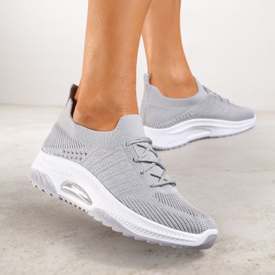 Renee - Buty sportowe damskie na wiosnę ze sklepu: renee.pl w kategorii: Buty sportowe damskie - zdjęcie 6BEED23A-9DF-769_322460
