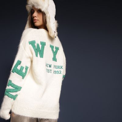 Sweter damski casual Renee ze sklepu: renee.pl w kategorii: Swetry damskie - zdjęcie 6BEED23A-9DF-769_353588
