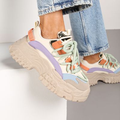 Buty sportowe damskie na wiosnę Renee ze sklepu: renee.pl w kategorii: Buty sportowe damskie - zdjęcie 6BEED23A-9DF-769_354586