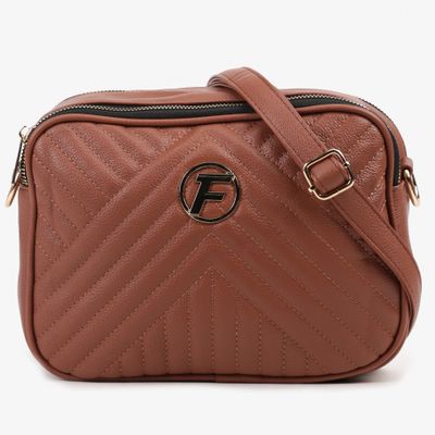 Listonoszka elegancka Renee ze sklepu: renee.pl w kategorii: Listonoszki - zdjęcie 6BEED23A-9DF-769_362270