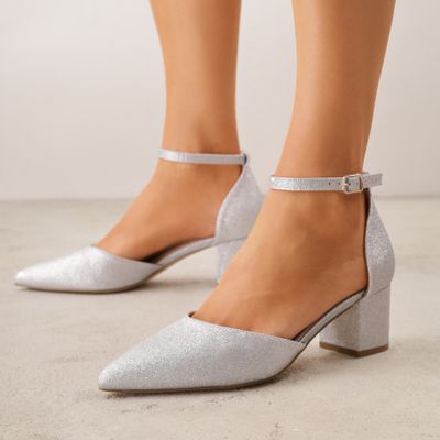 Czółenka na wiosnę Renee ze sklepu: renee.pl w kategorii: Czółenka - zdjęcie 6BEED23A-9DF-769_365950