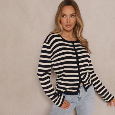 Sweter damski casual na zimę Renee ze sklepu: renee.pl w kategorii: Swetry damskie - zdjęcie 6BEED23A-9DF-769_368188