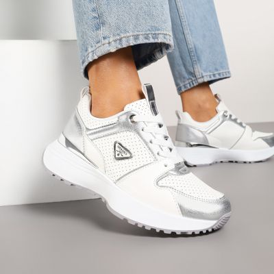 Buty sportowe damskie na wiosnę Renee ze sklepu: renee.pl w kategorii: Buty sportowe damskie - zdjęcie 6BEED23A-9DF-769_368791
