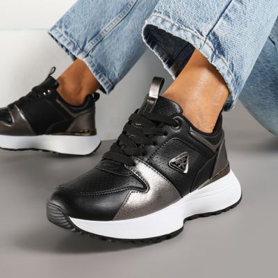 Renee - Buty sportowe damskie na wiosnę ze sklepu: renee.pl w kategorii: Buty sportowe damskie - zdjęcie 6BEED23A-9DF-769_368792