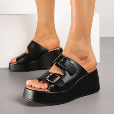 Klapki damskie letnie Renee ze sklepu: renee.pl w kategorii: Klapki damskie - zdjęcie 6BEED23A-9DF-769_369027