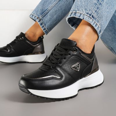 Buty sportowe damskie wiosenne Renee ze sklepu: renee.pl w kategorii: Buty sportowe damskie - zdjęcie 6BEED23A-9DF-769_369654