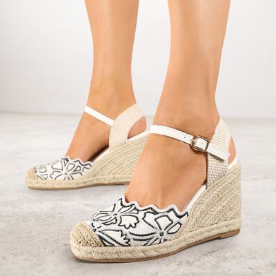 Espadryle damskie letnie Renee ze sklepu: renee.pl w kategorii: Espadryle damskie - zdjęcie 6BEED23A-9DF-769_374683