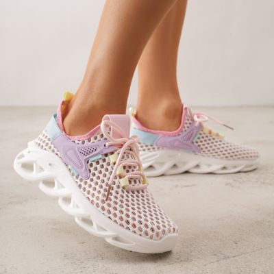 Renee - Buty sportowe damskie wiosenne ze sklepu: renee.pl w kategorii: Buty sportowe damskie - zdjęcie 6BEED23A-9DF-769_375148