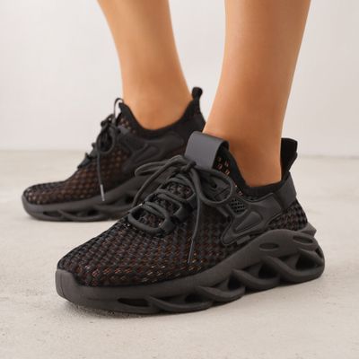 Renee - Buty sportowe damskie jesienne ze sklepu: renee.pl w kategorii: Buty sportowe damskie - zdjęcie 6BEED23A-9DF-769_375158
