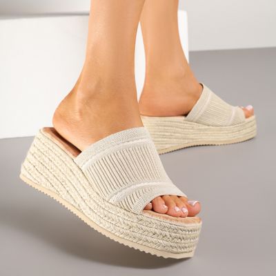 Espadryle damskie na wiosnę Renee ze sklepu: renee.pl w kategorii: Espadryle damskie - zdjęcie 6BEED23A-9DF-769_375170