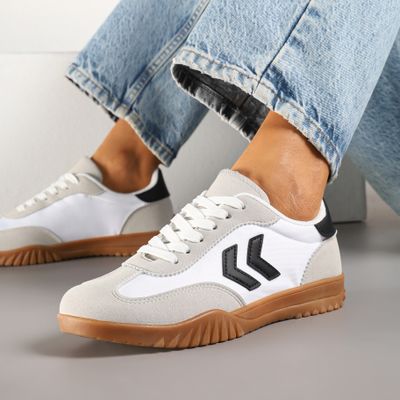 Buty sportowe damskie wiosenne Renee ze sklepu: renee.pl w kategorii: Buty sportowe damskie - zdjęcie 6BEED23A-9DF-769_383337