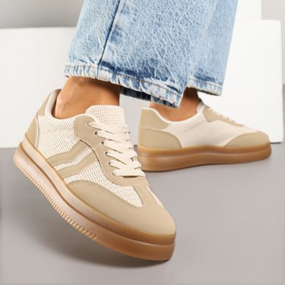 Buty sportowe damskie na wiosnę Renee ze sklepu: renee.pl w kategorii: Buty sportowe damskie - zdjęcie 6BEED23A-9DF-769_389476