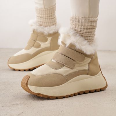 Buty sportowe damskie na wiosnę Renee ze sklepu: renee.pl w kategorii: Buty sportowe damskie - zdjęcie 6BEED23A-9DF-769_399660