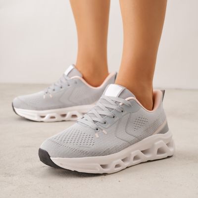 Buty sportowe damskie na wiosnę Renee ze sklepu: renee.pl w kategorii: Buty sportowe damskie - zdjęcie 6BEED23A-9DF-769_403450
