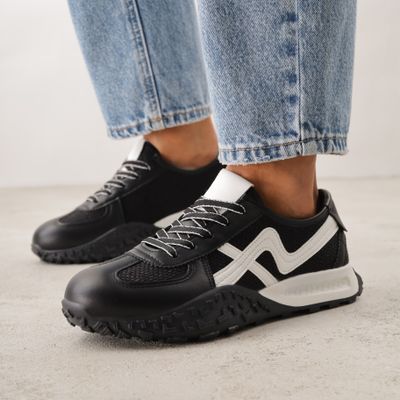 Renee - Buty sportowe damskie na wiosnę ze sklepu: renee.pl w kategorii: Buty sportowe damskie - zdjęcie 6BEED23A-9DF-769_404146
