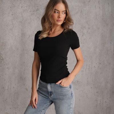 Bluzka damska wiosenna Renee ze sklepu: renee.pl w kategorii: Bluzki damskie - zdjęcie 6BEED23A-9DF-769_404437