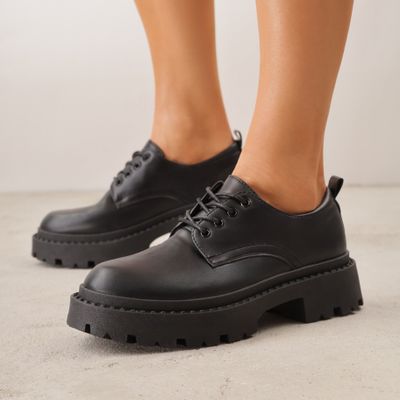 Półbuty damskie jesienne Renee ze sklepu: renee.pl w kategorii: Półbuty damskie - zdjęcie 6BEED23A-9DF-769_404661