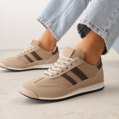 Buty sportowe damskie na wiosnę Renee ze sklepu: renee.pl w kategorii: Buty sportowe damskie - zdjęcie 6BEED23A-9DF-769_404721