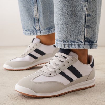 Buty sportowe damskie wiosenne Renee ze sklepu: renee.pl w kategorii: Buty sportowe damskie - zdjęcie 6BEED23A-9DF-769_404727