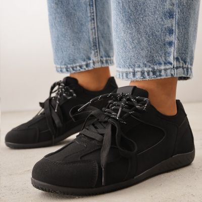 Buty sportowe damskie Renee ze sklepu: renee.pl w kategorii: Buty sportowe damskie - zdjęcie 6BEED23A-9DF-769_405206