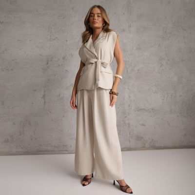 Komplet casual Renee ze sklepu: renee.pl w kategorii: Komplety i garnitury damskie - zdjęcie 6BEED23A-9DF-769_405997